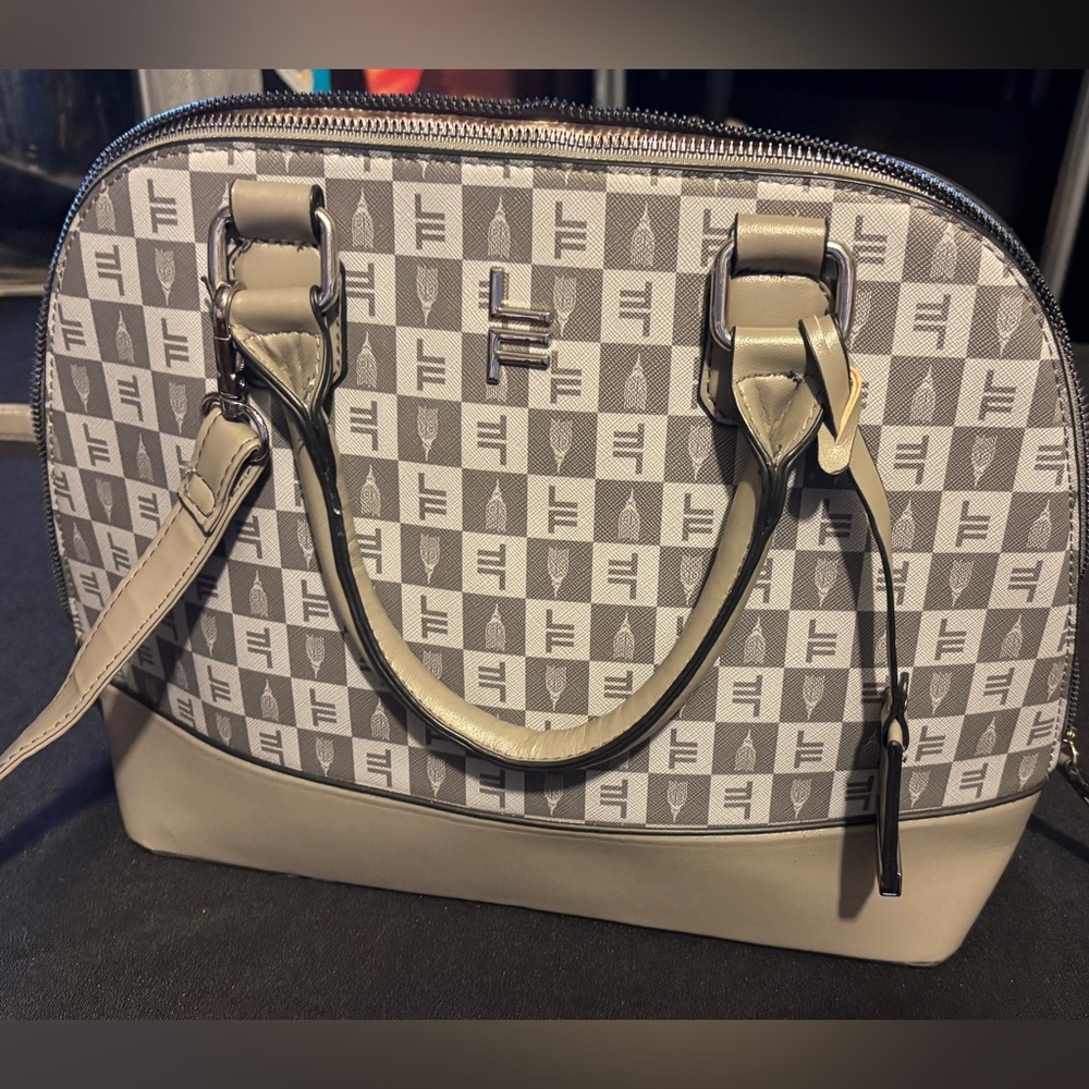 London Fog purse